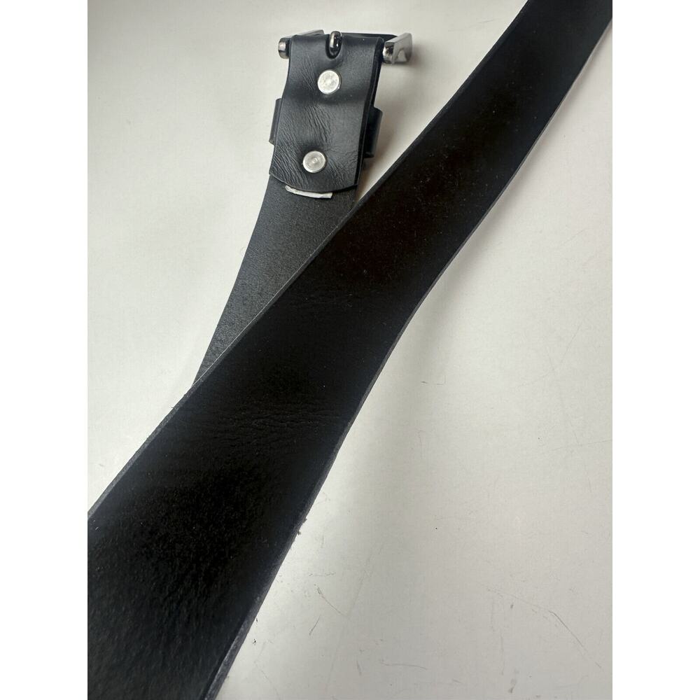 Levi's 100% Genuine Leather Belt in Smooth Leather Black 17LV0204 Men's Size 44 - Picture 9 of 14